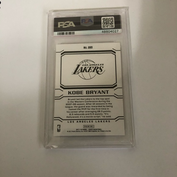 2017 Panini Hoops Career Tribute Kobe Bryant - Picture 2 of 2